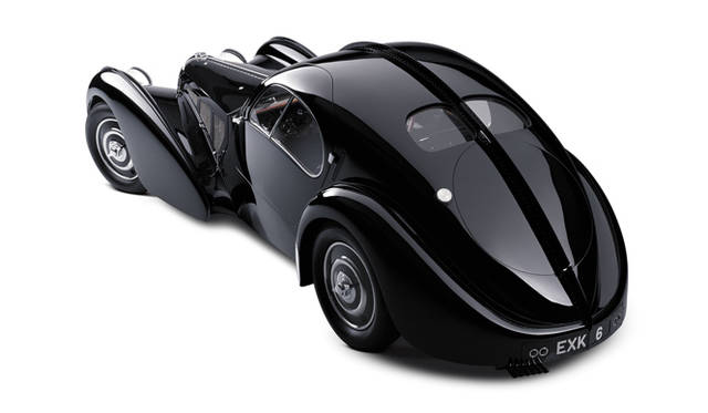 <strong>RALPH LAUREN｜ラルフ ローレン 「The Art of the Automobile」</strong>　Bugatti 57 SC Atlantic Coupé｜ブガッティ 57 SC アトランティック クーペ（1938）　©Michael Furman