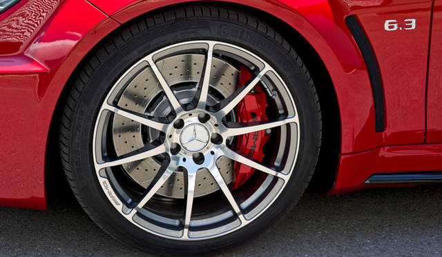 <strong>Mercedes-Benz C 63 AMG Coupe Black Series｜メルセデス・ベンツ C 63 AMG クーペ ブラックシリーズ</strong>