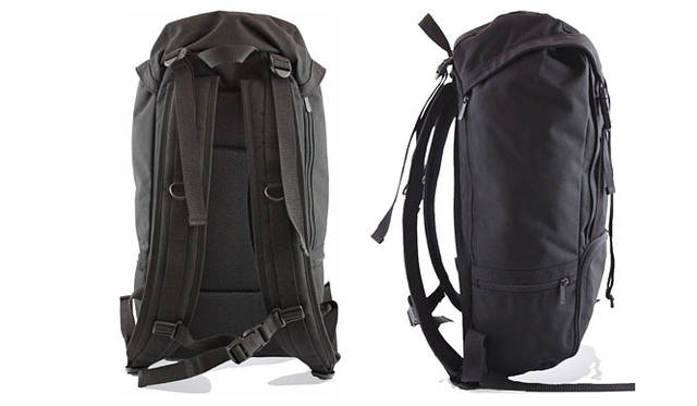 <strong>Manhattan Portage｜マンハッタン ポーテージ</strong>　 「Hiker Backpack（ハイカーバックパック）」MP2103CD　大容量の本体を支えるショルダーストラップには厚いパッドをほどこし、胸の前にはハーネス付き。