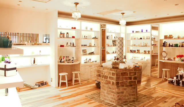 <strong>Ron Herman｜ロンハーマン</strong>　『ロンハーマン千駄ヶ谷店』　「コスメティック」コーナー