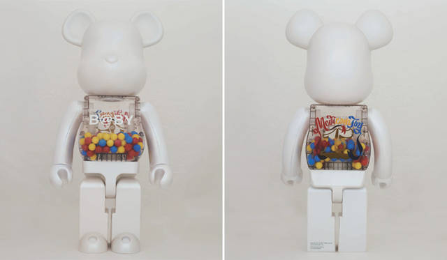 <strong>MEDICOM TOY｜メディコム・トイ</strong>　「MY FIRST BE@RBRICK B@BY MEDICOM TOY 15th ANNIVERSARY Ver.1000％」Designed by CHIAKI（CIROL & Co.）　2万9400円（全高約700mm）