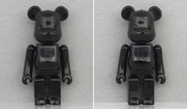 <strong>MEDICOM TOY｜メディコム・トイ</strong>　「Birthday BE@RBRICK NOIR BLACK CHROME」各980円（各全高約50mm）※エキシビション先行販売