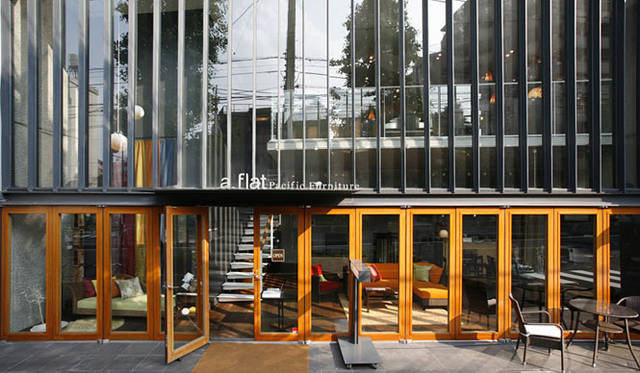 『a.flat 目黒本店』　東京都目黒区中根1-14-15　Tel. 03-5731-5563（営業時間｜11：30～19：30）定休｜水曜