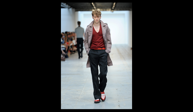 <strong>COSUTUME NATIONAL｜コスチューム・ナショナル</strong>　