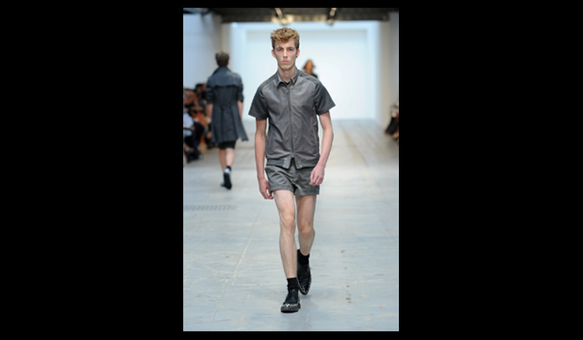 <strong>COSUTUME NATIONAL｜コスチューム・ナショナル</strong>　