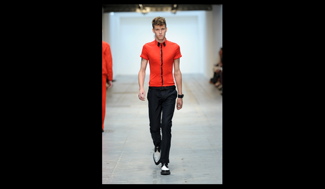 <strong>COSUTUME NATIONAL｜コスチューム・ナショナル</strong>　