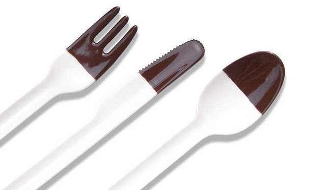 <strong>sorani｜ソラニ</strong>　陶器のカトラリー「sorani torori」　コンセプトプロダクト「ホワイト＋チョコ」