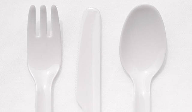 <strong>sorani｜ソラニ</strong>　陶器のカトラリー「sorani torori」　「ホワイト」