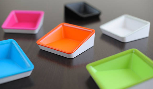 <strong>Bluelounge Design｜ブルーラウンジデザイン</strong>　iPad＆タブレットスタンド「Nest」