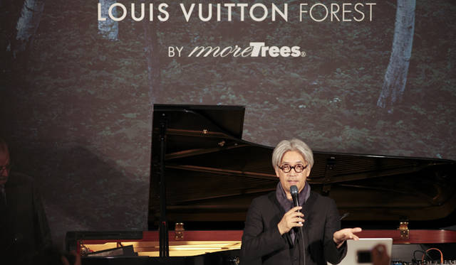 <strong>more trees × LOUIS VUITTON｜「ルイ・ヴィトンの森」の四季を写した写真展</strong>