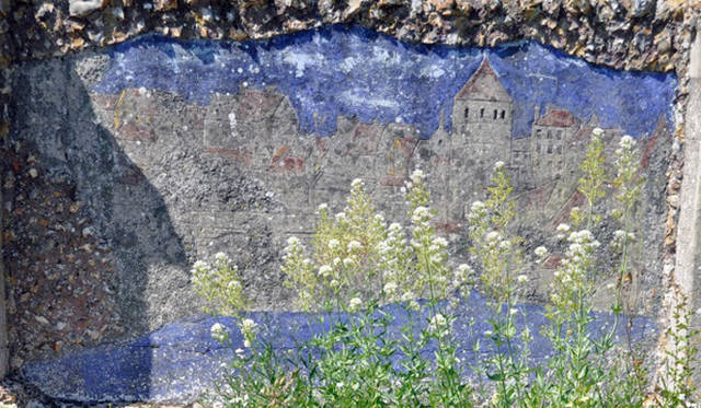 <strong>carnet de jardin｜松永 学</strong>　池と通ずる街の様子が心地よい