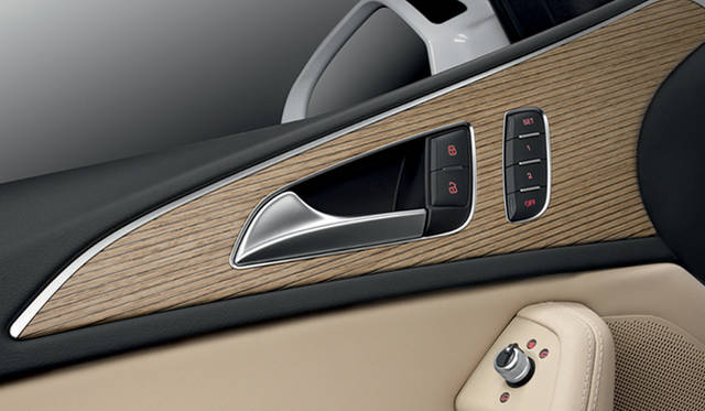 <strong>AUDI A6 2.0TDI SE｜アウディ A6 2.0TDI SE</strong>　