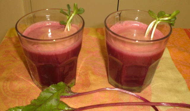 <strong>Munemi｜Munemi meet Rajaa Chbani</strong>　Detox juice（腎臓をきれいにするジュース）の仕上がり。