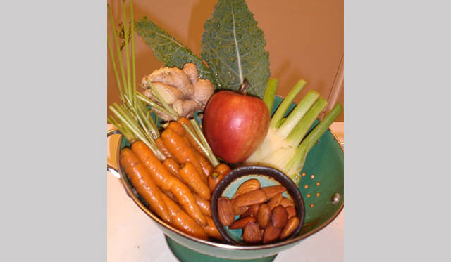 <strong>Munemi｜Munemi meet Rajaa Chbani</strong>　Morning juice（朝にぴったり、元気の出るジュース）の材料。