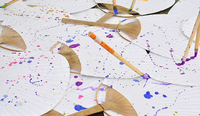 <strong>aromamora｜アロマモラ</strong>　「aroma for Tohoku」 uchiwamora「風」