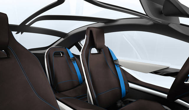 <strong>BMW i｜ビー・エム・ダブリュー i </strong>　i8 コンセプト