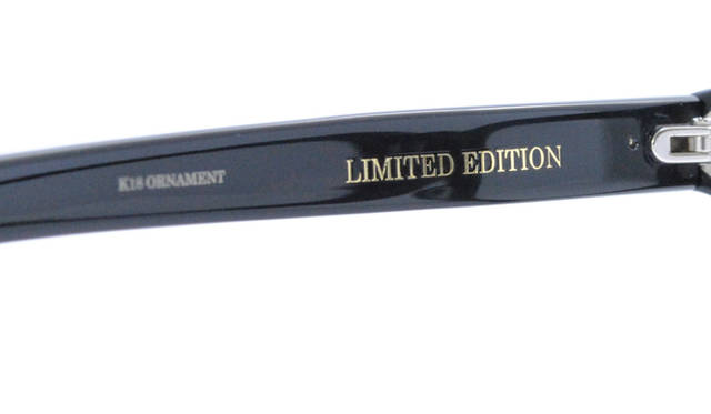 <strong>VIKTOR ＆ ROLF│ヴィクター＆ロルフ</strong>　「K18 SOLID GOLD LIMITED EDITION（K18 ソリッドゴールド リミテッドエディション）」世界で限定50本のリミテッドエディション、5万6700円