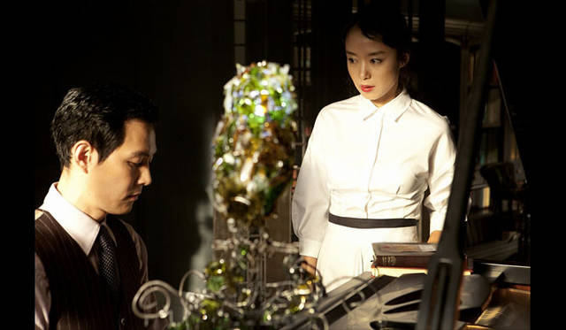 <strong>ハウスメイド</strong>　© 2010 MIROVISION Inc. All Rights Reserved