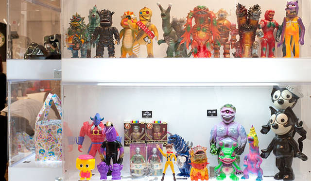 <strong>MEDICOM TOY｜メディコム・トイ</strong>　「ソフビシリーズ」