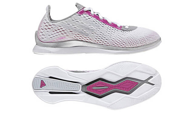 <strong>adidas｜アディダス</strong>　ウィメンズ「adizero Training W（アディゼロ トレーニング W）」9345円（ホワイト×ネオシルバーメットF11×インテンスピンクF11）