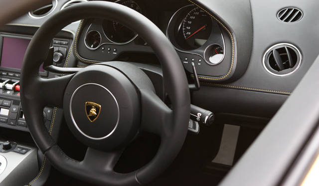 <strong>Lamborghini Gallardo LP 550-2｜ランボルギーニ ガヤルド LP550-2</strong>