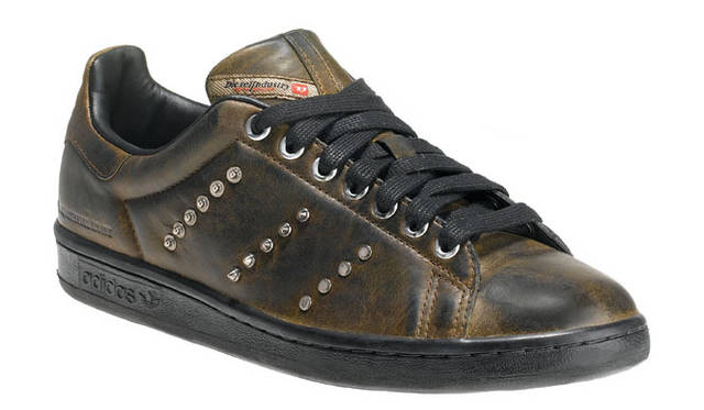 <strong>DIESEL｜ディーゼル</strong>　 DIESEL×adidas Originals collaboration“Colliding Worlds PartII”　「THE STAN SMITH CAMOU」　2万4150円 （ディーゼルジャパン）