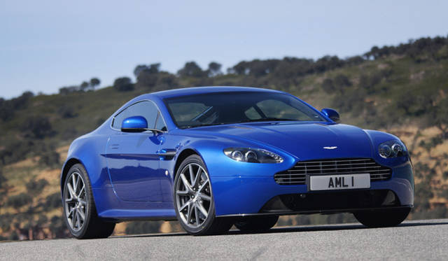<strong>ASTON MARTIN V8 Vantage S｜アストンマーティン V8 ヴァンテージS</strong>
