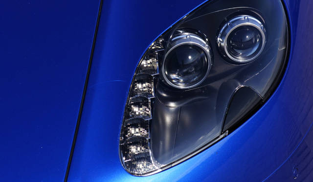 <strong>ASTON MARTIN V8 Vantage S｜アストンマーティン V8 ヴァンテージS</strong>