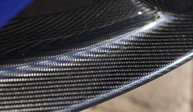 <strong>ASTON MARTIN V8 Vantage S｜アストンマーティン V8 ヴァンテージS</strong>