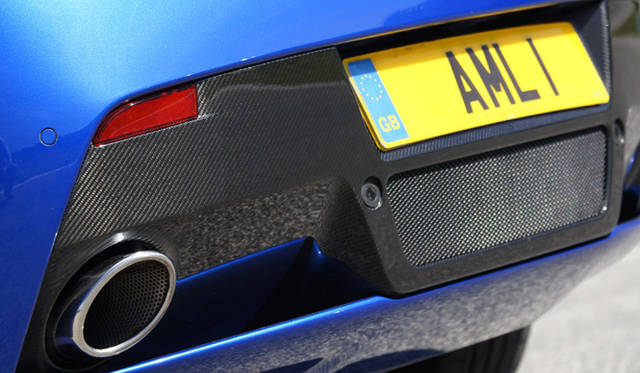 <strong>ASTON MARTIN V8 Vantage S｜アストンマーティン V8 ヴァンテージS</strong>