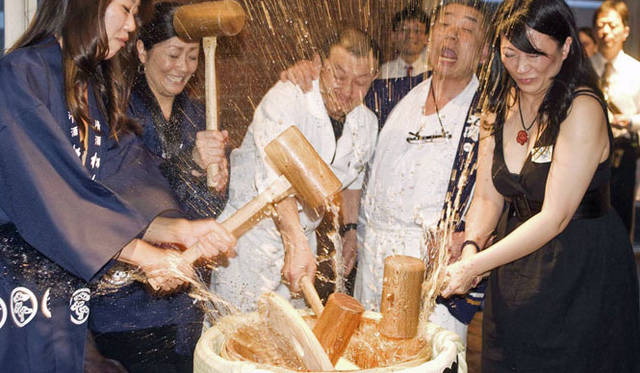 <strong>きき酒師チズコ｜日本酒ソムリエ</strong>　NY LOVES JAPAN