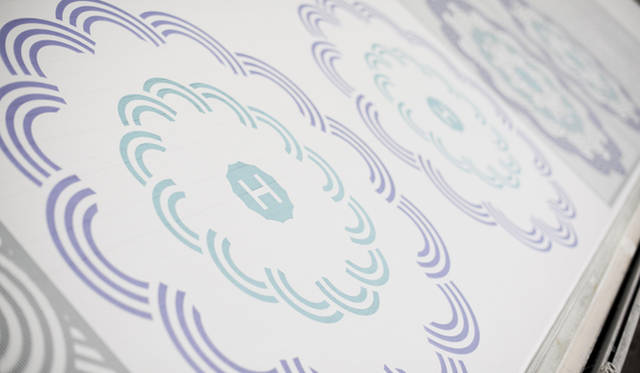 <strong>TAKAHASHI HIROKO</strong>　文様 DOTS & STRIPES｜2色プリント済