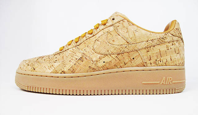 <strong>NIKE SPORTSWEAR｜ナイキ スポーツウェア</strong>　「NIKE AIR FORCE 1 LOW Bespoke iD」