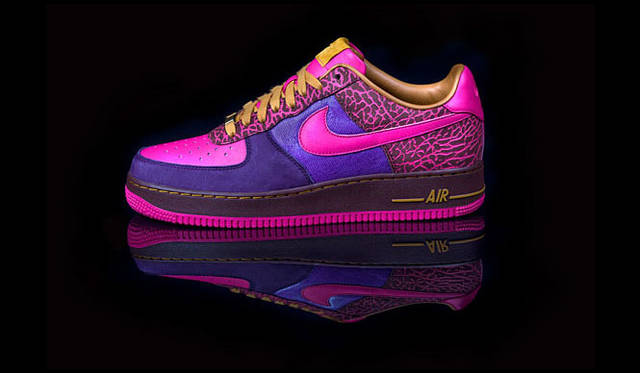 <strong>NIKE SPORTSWEAR｜ナイキ スポーツウェア</strong>　「NIKE AIR FORCE 1 LOW Bespoke iD」
