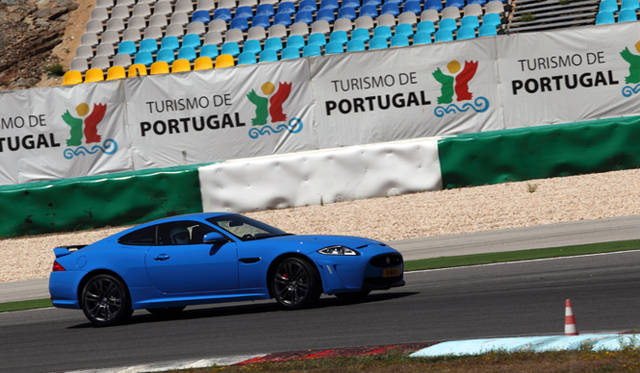 <strong>Jaguar XKR-S｜ジャガー XKR-S</strong>