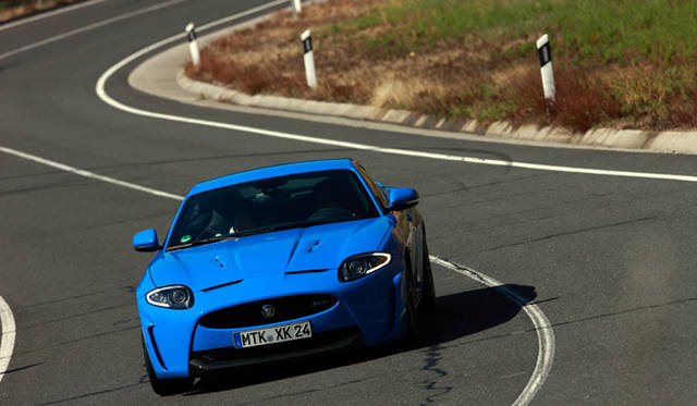 <strong>Jaguar XKR-S｜ジャガー XKR-S</strong>