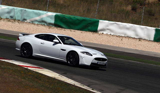 <strong>Jaguar XKR-S｜ジャガー XKR-S</strong>