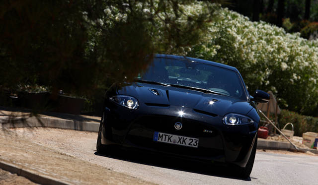 <strong>Jaguar XKR-S｜ジャガー XKR-S</strong>