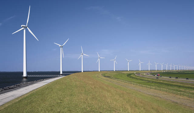 <strong>あたらしい時代づくりに取り組むひとと企業──IBM</strong>　スマートグリッドは、自然エネルギー普及にも欠かせない要素だ。