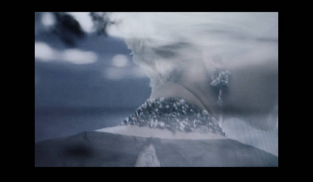 <strong>CHANEL｜シャネル</strong>　Photos by Karl Lagerfeld