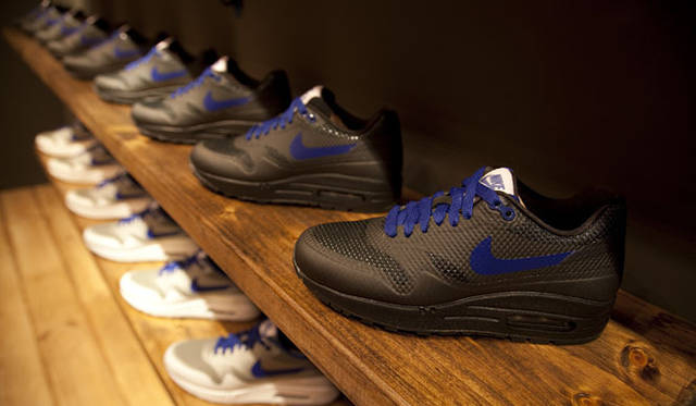 <strong>NIKE SPORTSWEAR｜ナイキ スポーツウェア</strong>　HYPERFUSEコレクションのNIKEiDのオーダーも可能 