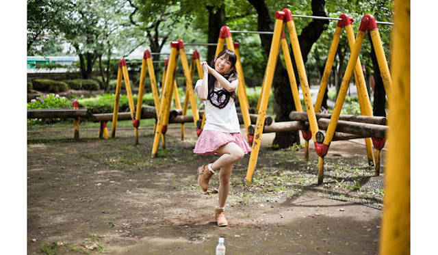 <strong>川本史織</strong>　個展「男装と女装」　【みりん】踊ってみた