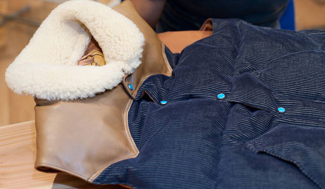 <strong>Ron Herman｜ロンハーマン</strong>　Rocky Mountain Featherbed×Ron Hermanダウンベスト6万4050円（ロンハーマン）