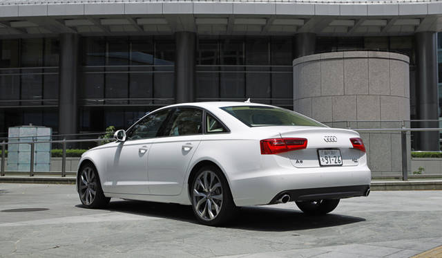 <strong>Audi A6｜アウディ A6</strong>　2.8FSI quattro