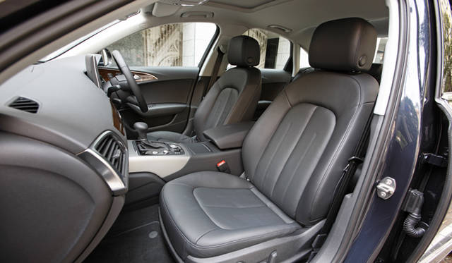 <strong>Audi A6｜アウディ A6</strong>