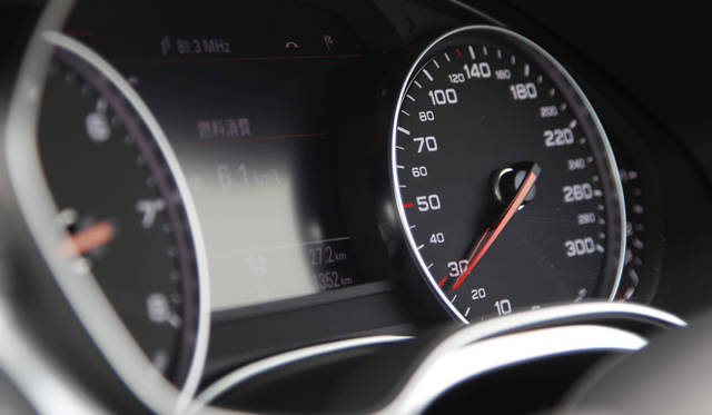 <strong>Audi A6｜アウディ A6</strong>