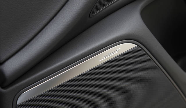 <strong>Audi A6｜アウディ A6</strong>　両グレードで標準装備となるBOSE製のサラウンド・サウンドシステム。