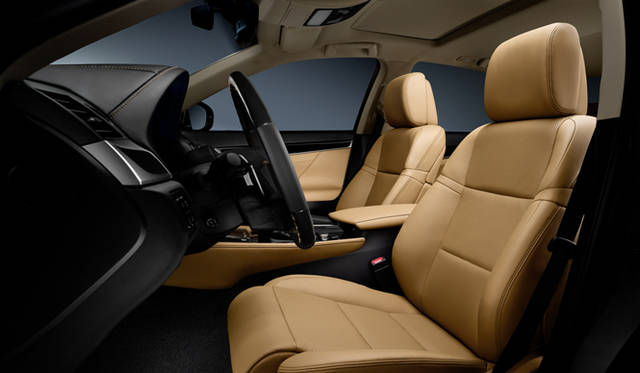 <strong>LEXUS GS350｜レクサス GS350</strong>