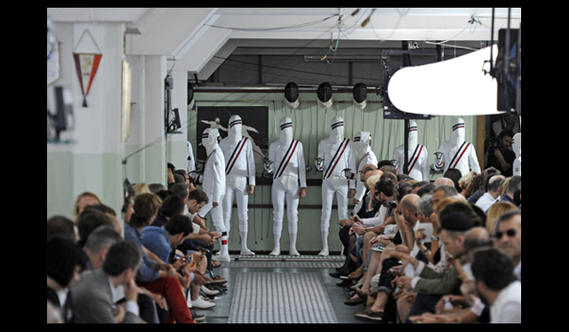 <strong>MONCLER GAMME BLEU｜モンクレール ガム・ブルー</strong>　