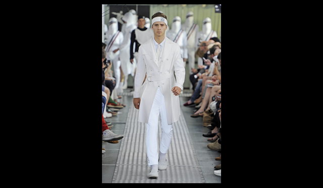 <strong>MONCLER GAMME BLEU｜モンクレール ガム・ブルー</strong>　